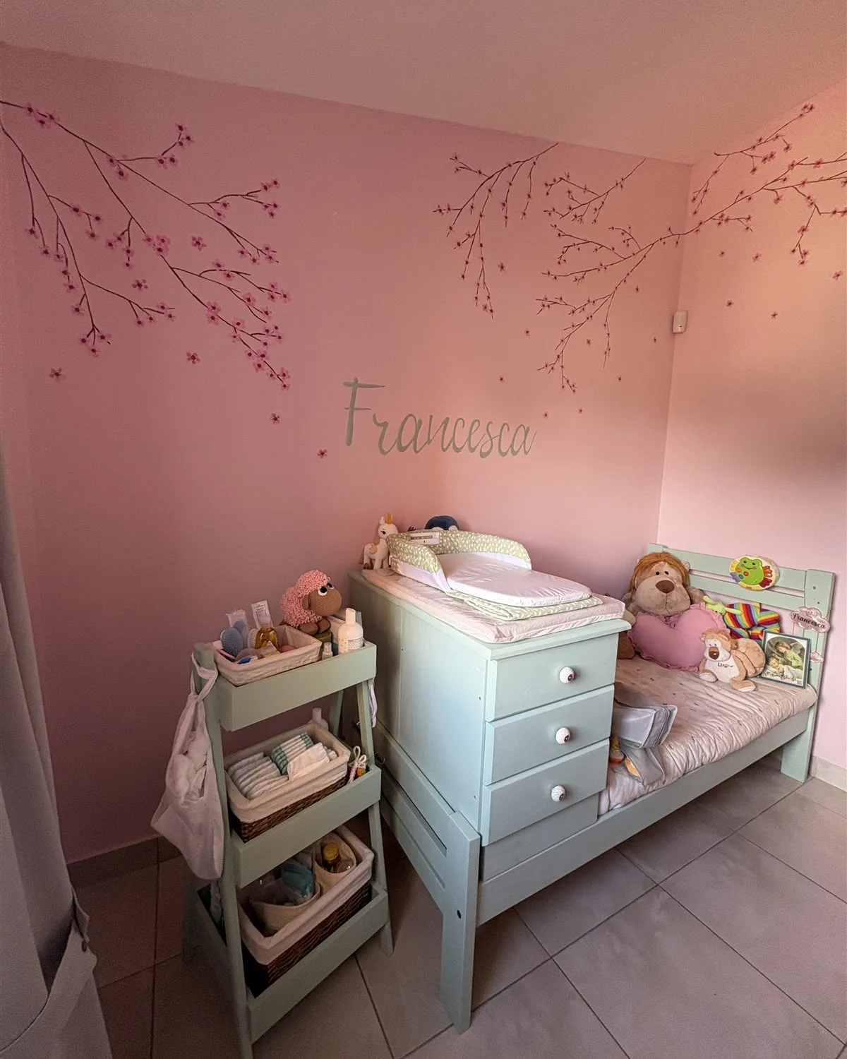 Dormitorio infantil ambientado